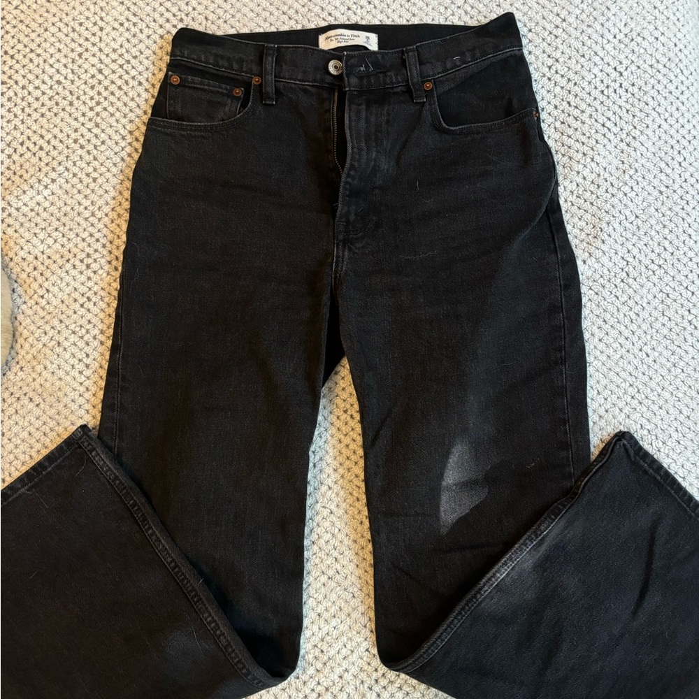 Abercrombie & Fitch High Rise 90s Relaxed Jean